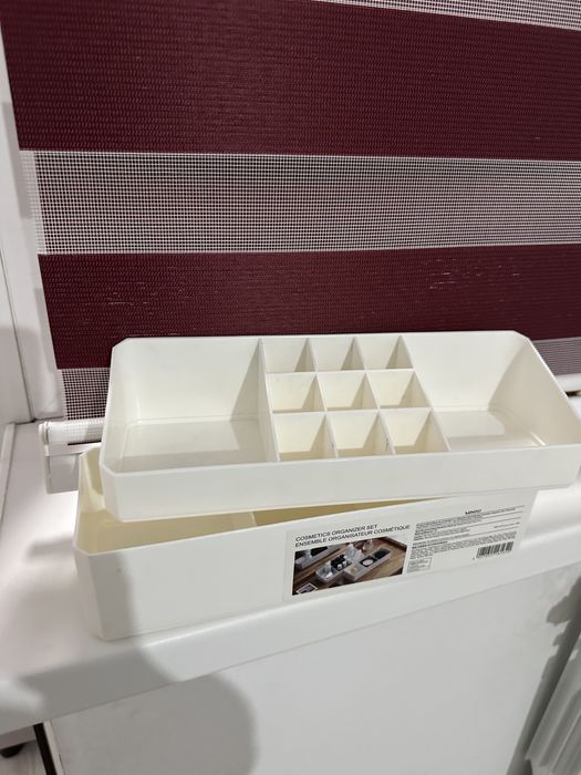 Косметичку продам срочно