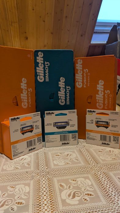 Gillette Fusion 5  Gillette Power и Gillett Mach 3 ножчета за бръснене