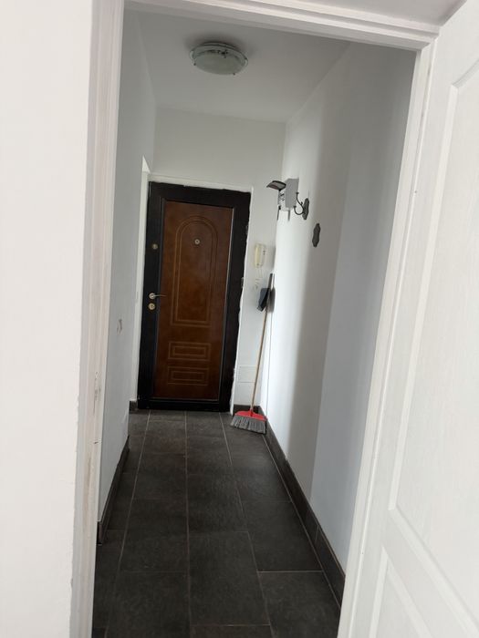 Inchiriez apartament 2 camere central