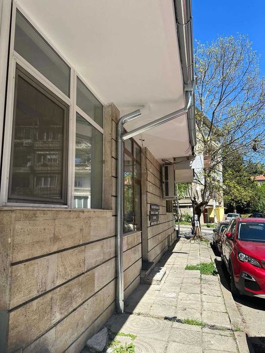 Търговско помещение за продажба с отлична локация