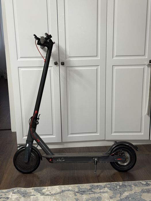 Электросамокат Xiaomi Scooter