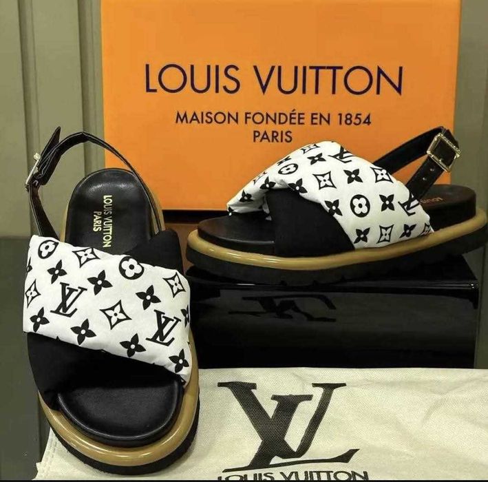 Висок клас дамски сандали Louis Vuitton