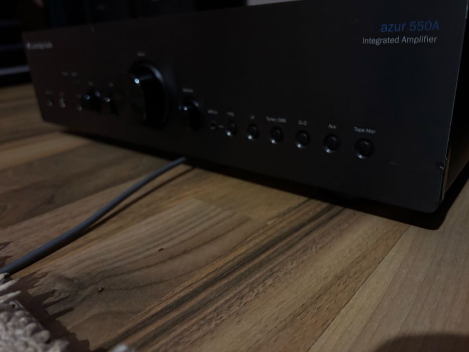 Cambridge Audio AZUR 550A Amplificator Audiophil 2x60W Preț Listă 600$