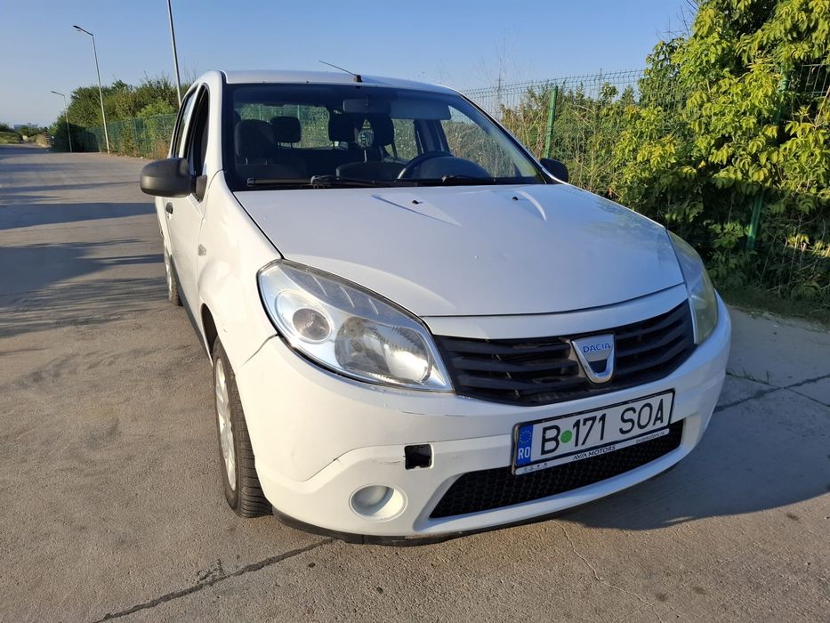 Dacia sandero 2011