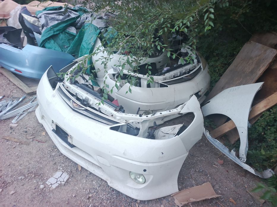 Бампер Тойота Эстима