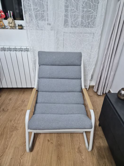 Set canapea,  fotolii si măsuță -500lei