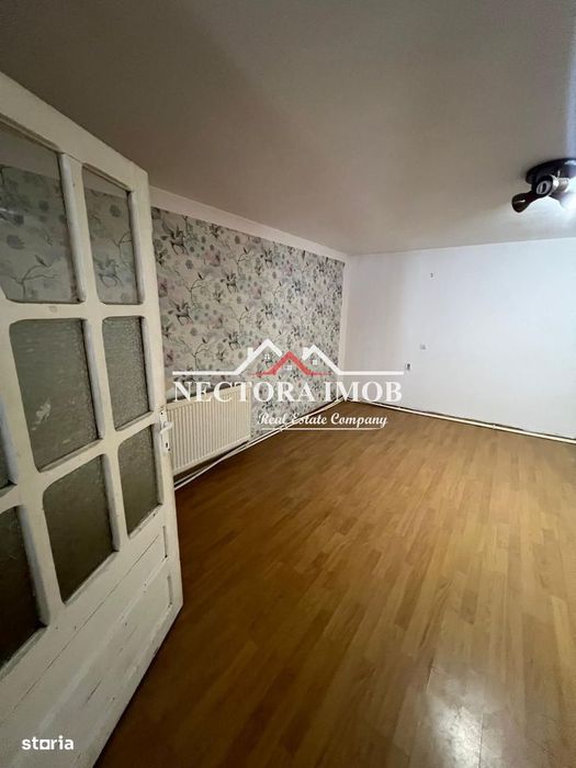 NECTORA IMOB-Casa 5 camere, 2 bai, 2 terase, 180 mp, Episcopia,Utilata