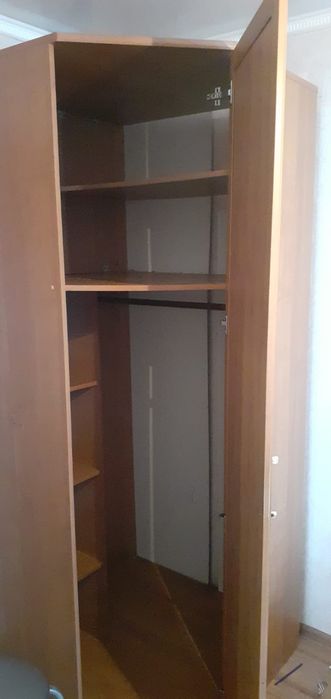 Угловой шкаф 35000 тенге.