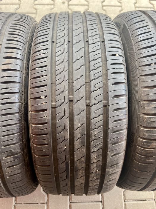 Летни Гуми 18 225/45/18 BARUM ДОТ: 23г