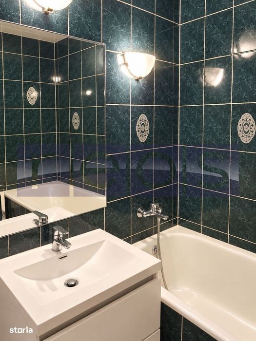 De Vanzare Apartament 2 Camere  Polona | Decomandat | Metrou