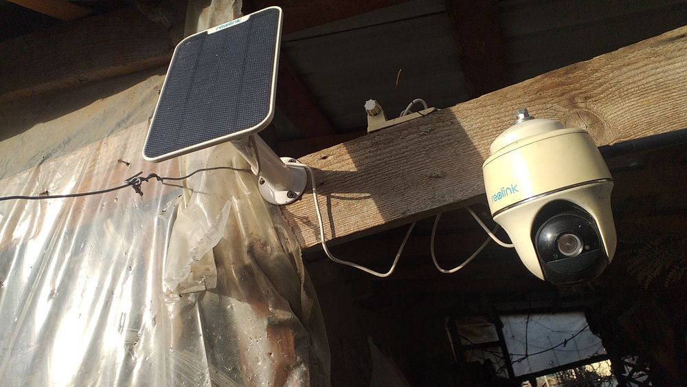 Cameră video rotativă cu panou solar, cartelă  sim,acumulator încorpor