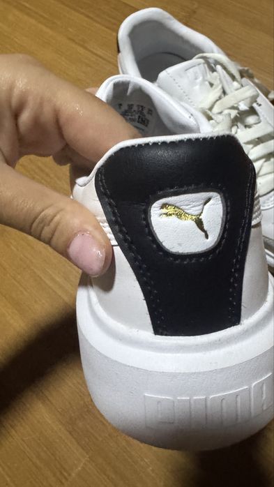 Adidași puma purtati o singură dată