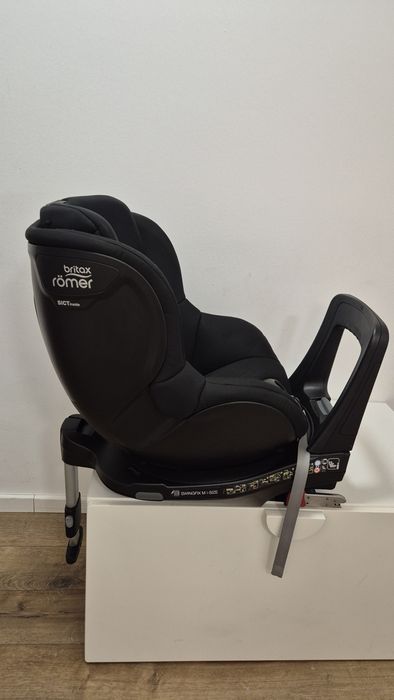 Britax Romer Swingfix M i size