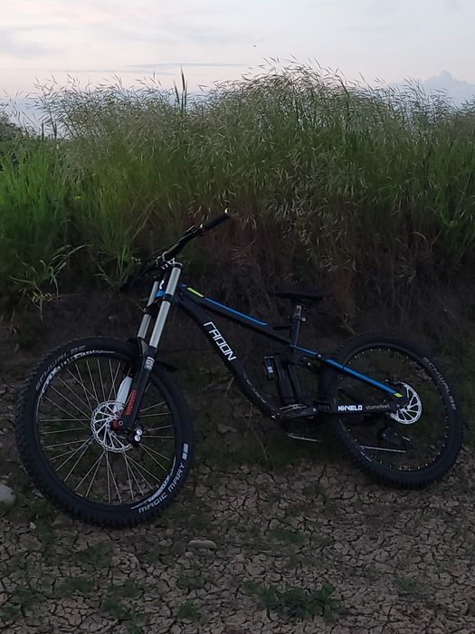 Vând FURCA Rockshox Boxxer RC 26"