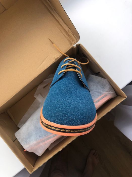 Новые мужские туфли