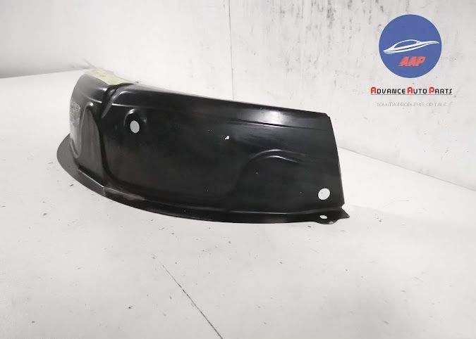 Оригинален заден ляв калник / Originalen zaden lyav kalnik Mercedes-Be