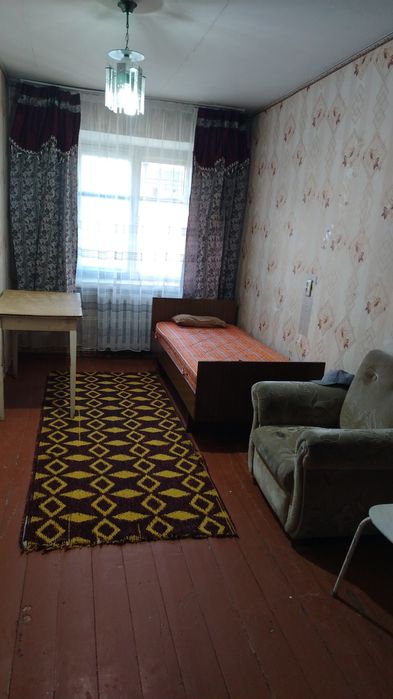 Продам  трёх комнатную квартиру