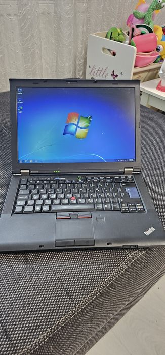 Laptop i5 ram 8Gb Tester auto diagnoza auto Windows 7 baterie buna