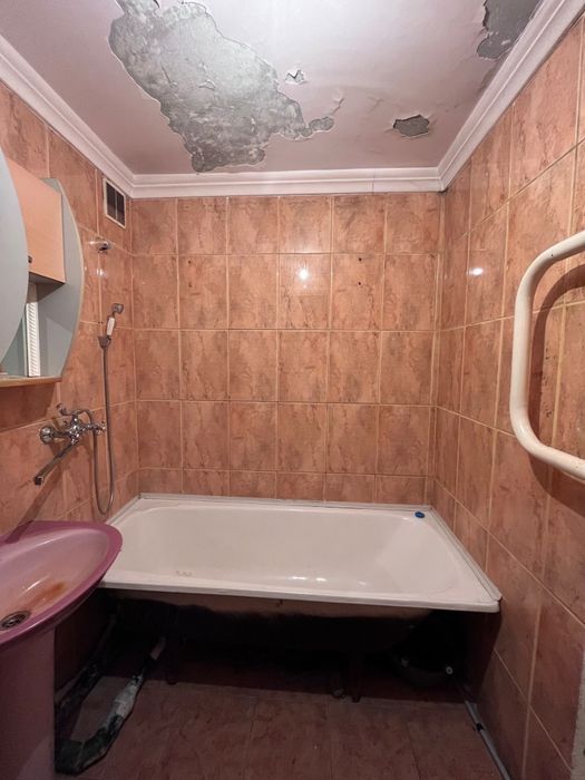 В продаже 3 комн.1 эт 64,8 кв м