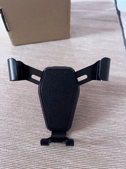 Поставка за телефон за кола