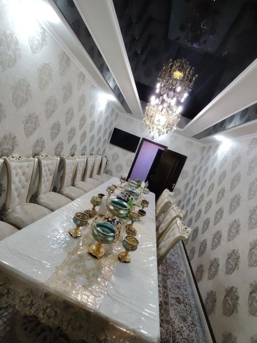 Kvartira sotiladi navoiy shahar 3 xonali  830 000 mln