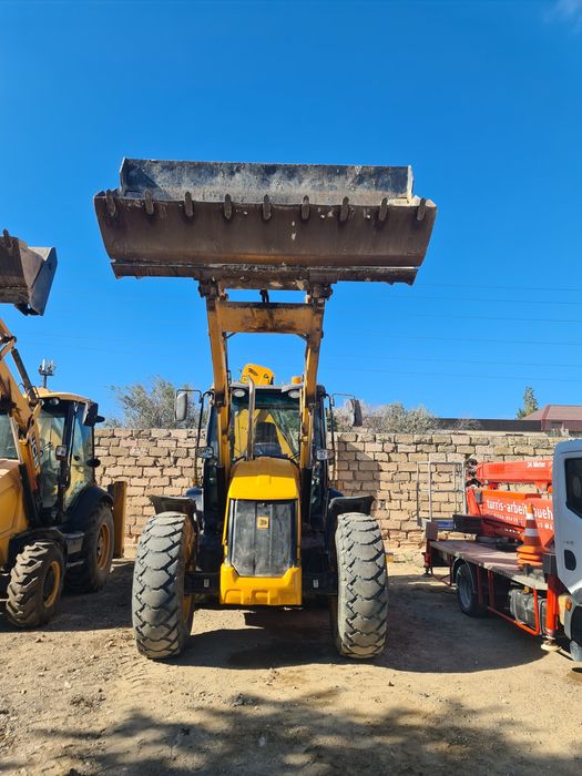 Экскаватор-погрузчик jcb 4cx