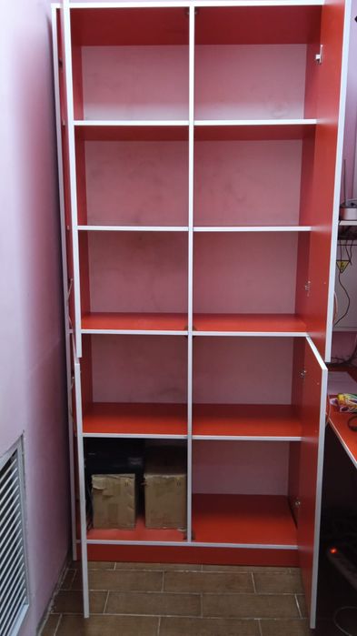 Продается офисная мебель