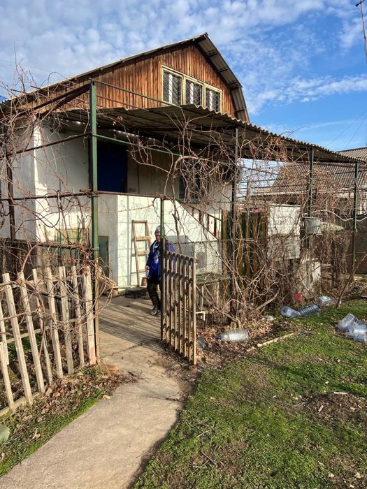 Продается своя дача в Бостанлыкском районе