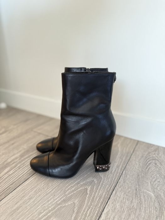 Ghete Guess cu toc gros