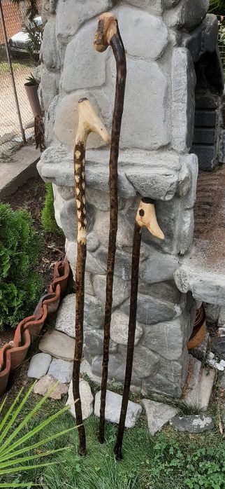 Дървени, туристически стикове