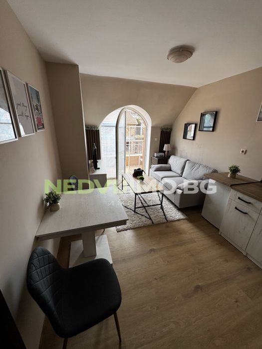 Дава се под наем Двустаен апартамент в Варна, Генералите - 52 кв.м за 328.95 € - Снимка #1