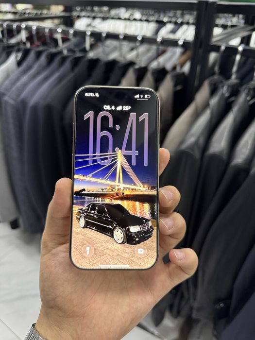 iPhone 16 pro 256