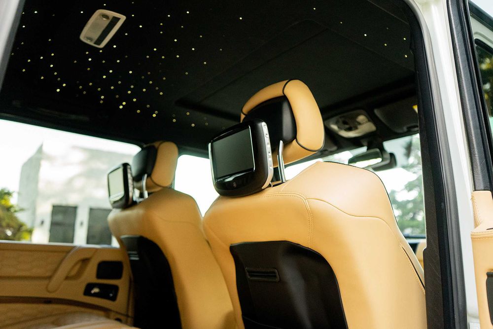 Brabus G800 Кола под наем с шофьор за специални поводи. За сватби