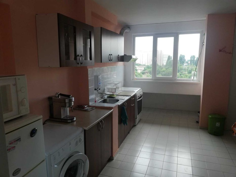 Дава се под наем Двустаен апартамент в София, Оборище - 61 кв.м за 318.75 € - Снимка #1