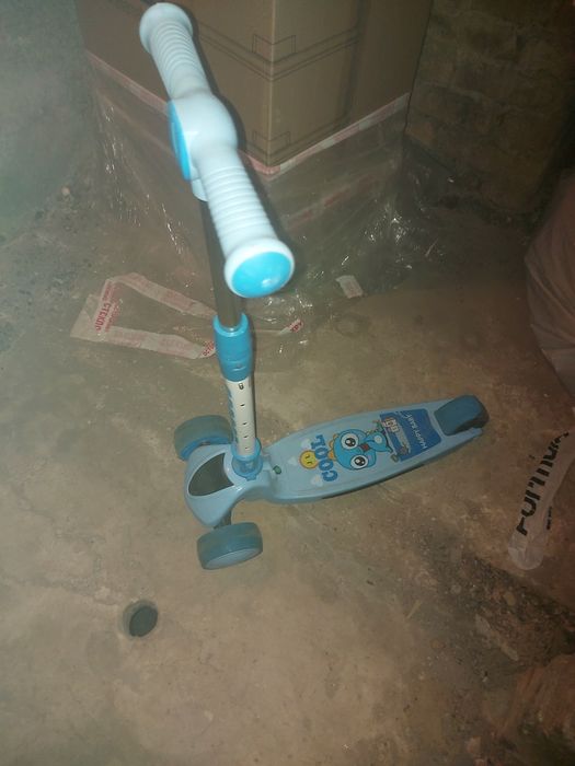 Самокат детский ..