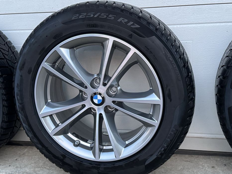 Vând jante originale BMW R17 echipate cu anvelope de iarna dot 2022