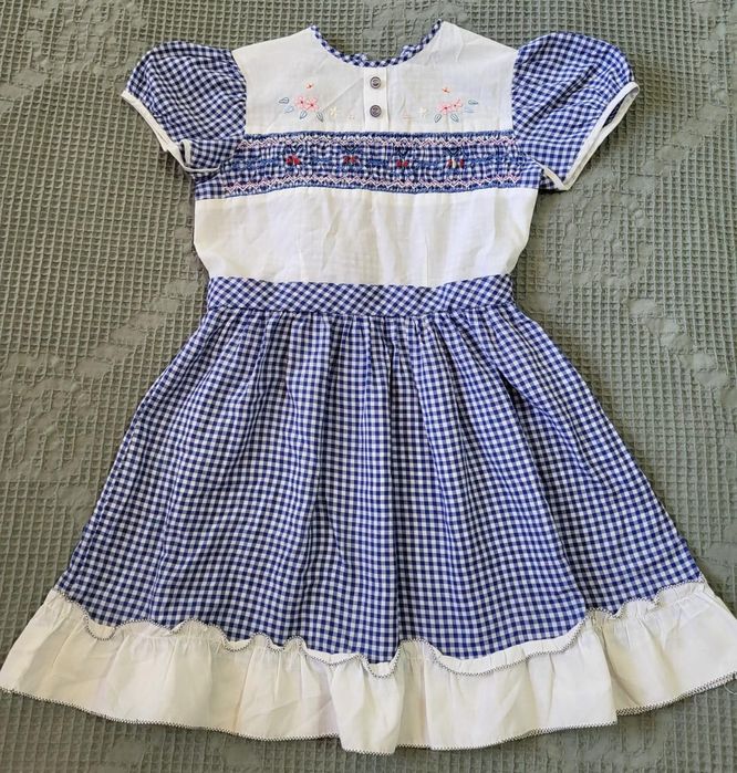 Платье на девочку