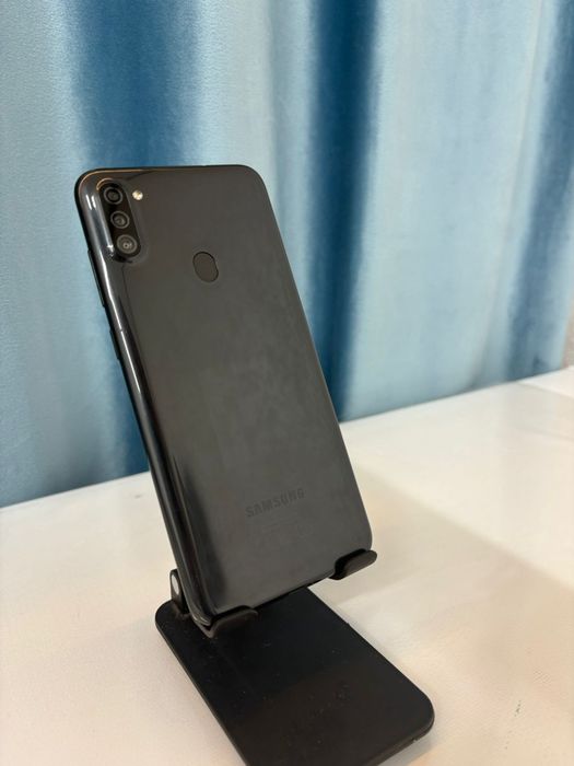 Продам телефон Samsung Galaxy A11.