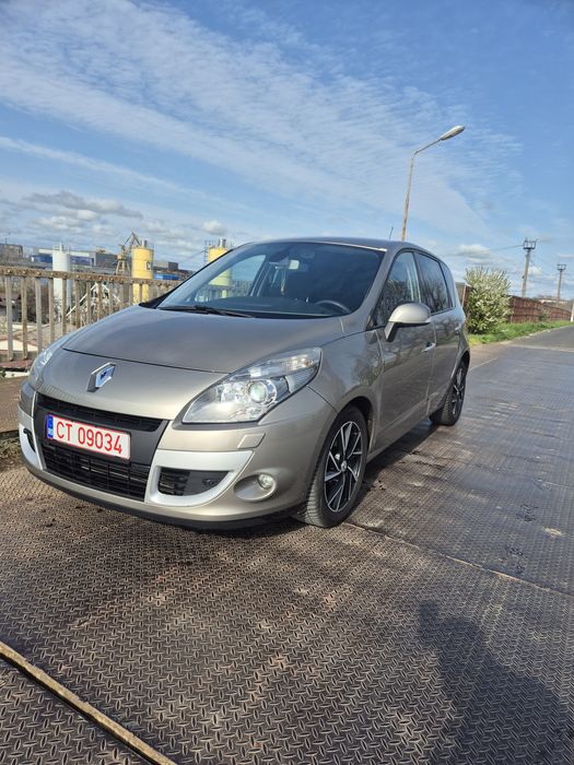 Vand  Renault   Scenic  megan 2011