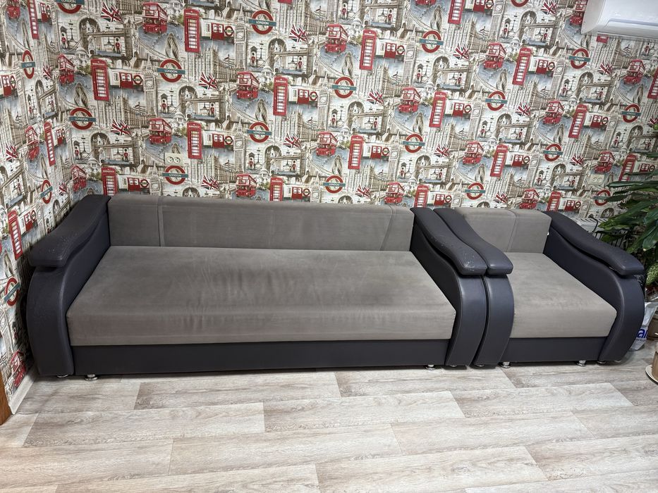 Продам диван с креслом. ТОРГ. Самовывоз.