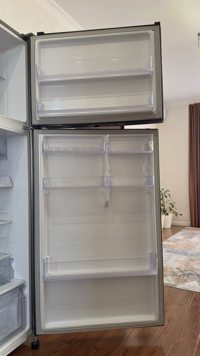 Холодильник двухкамерный «Самсунг»