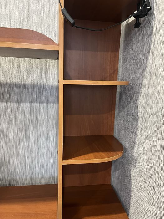 Мебельная стенка в отличном состоянии