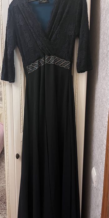 Продам очень красивое вечернее платье!