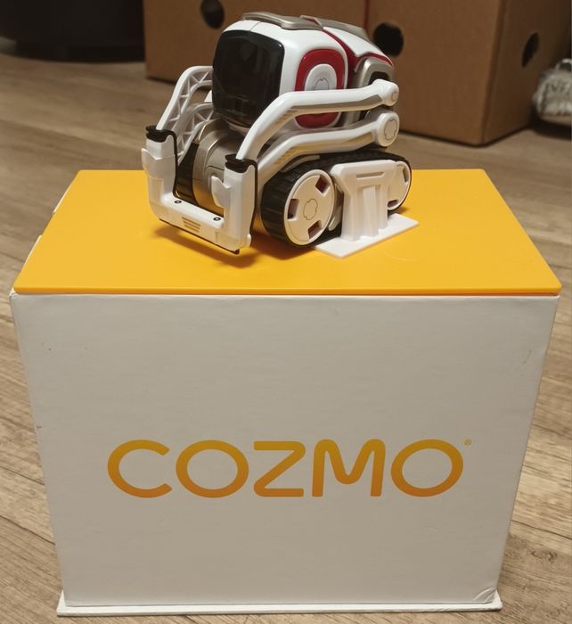 Продавам Anki Cozmo – Интерактивен и Умен Робот