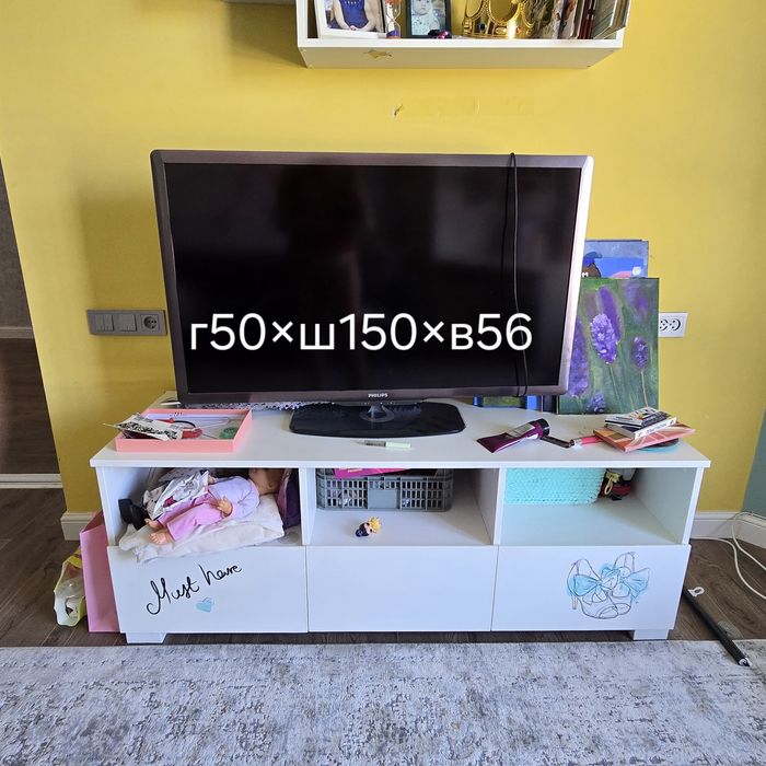 Тумба под телевизор в детскую