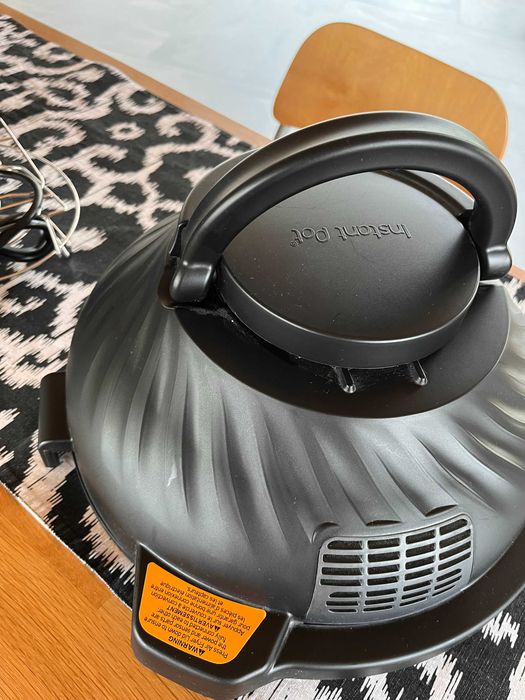 Instant Pot Duo Crisp Air Fryer 2в1 мултикукър и еър фрайър, отлично състояние