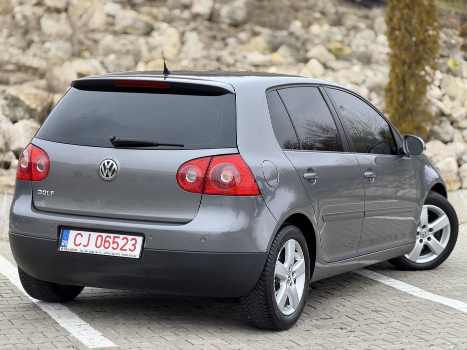 Volkswagen / Golf V 1.9 TDI United