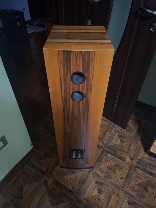 Vând boxe RCF Mytho4