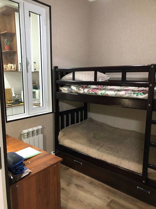 1/4/4 на массиве ТТЗ-1 
ТТЗ-2 то
60квм
Без ремонта 
Общии вход 
53500