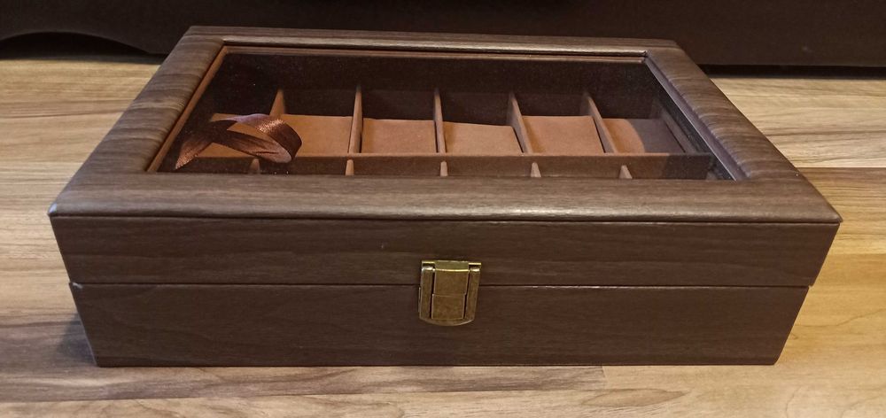 Луксозна кутия за съхранение на 12 часовника от изкуствена кожа